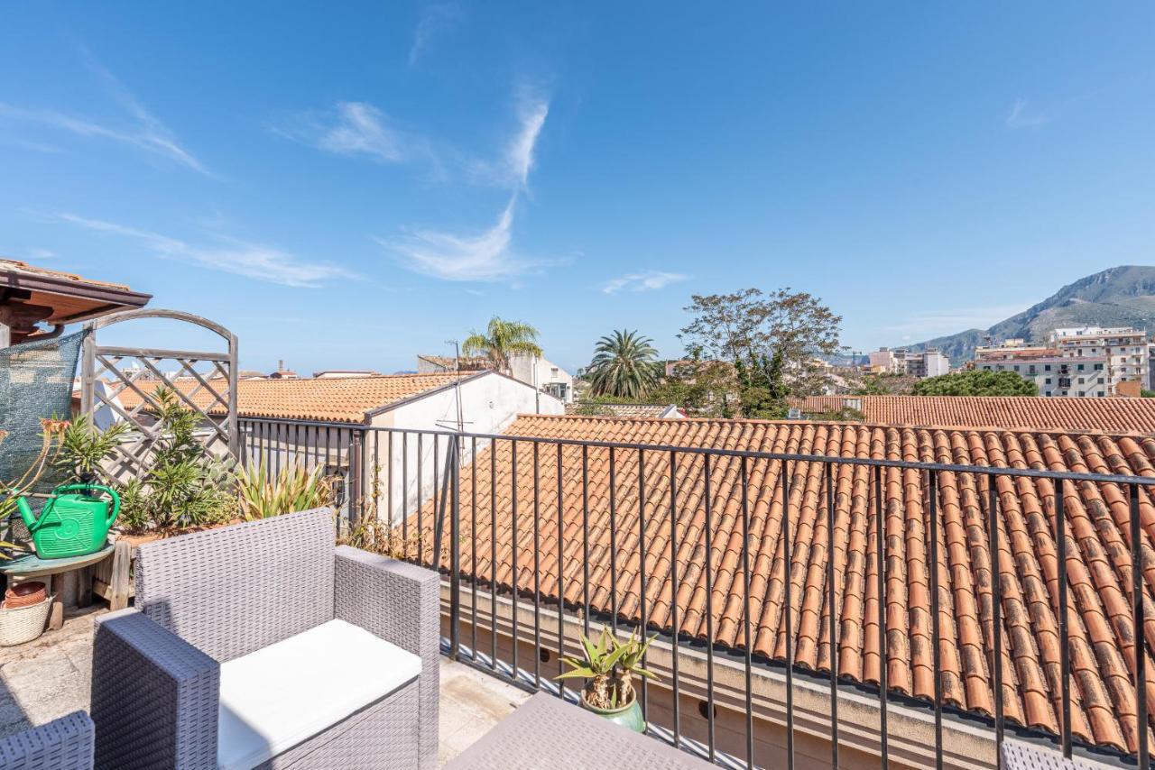 Schiavuzzo Apartment With Terrace By Wonderful Italy Palermo Eksteriør billede